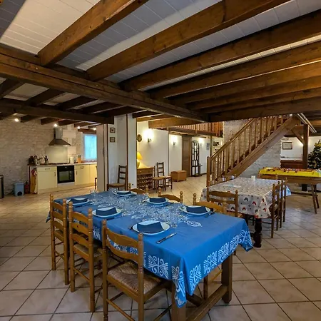 Spacieux Avec Piscine Chauffee, Jardin, Wifi Et Animaux Admis - Fr-1-653-273 Angeduc