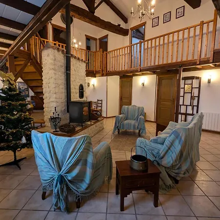 Holiday home Spacieux Avec Piscine Chauffee, Jardin, Wifi Et Animaux Admis - Fr-1-653-273